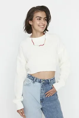 TRENDYOLMİLLA Ekru Super Crop Basic Triko Kazak TWOAW23KZ01620