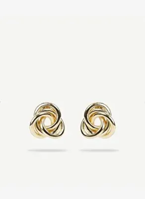 Yargıcı Burgu Detaylı Gold Küpe