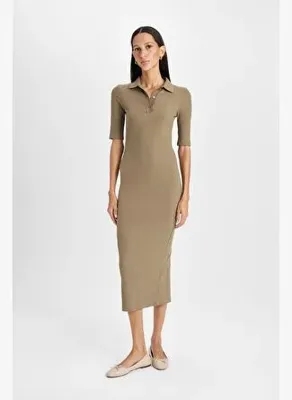 DeFacto Bodycon Vücuda Oturan Düğmeli Polo Yaka Fitilli Kaşkorse Yarım Kollu Midi Elbise C2882AX24AU