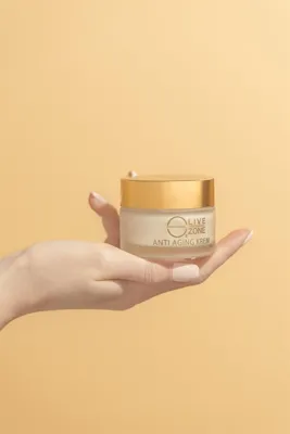 OLİVE OZON Ozonlu Ve Hyaluronik Asitli  Cilt Bakım Kremi 50 Ml
