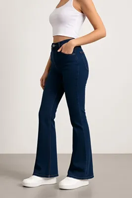 DELDNM Lina Kadın Koyu Mavi Yüksek Bel Likralı Rahat İspanyol Paça Jeans Flare