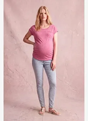 WestMark London Hamile Pamuklu Fuşya Kısa Kollu Geniş Yaka Cep Detaylı T-Shirt VIOLETTE