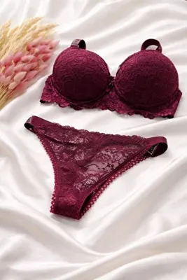 MODELLİFE BORDO TAŞLI DESTEKLİ İÇ ÇAMAŞIRI TAKIMI