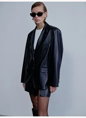 Nazlı Ceren Boxy Deri Blazer Siyah