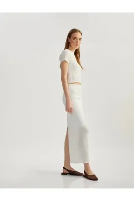 Koton Yüksek Bel Slim Fit Yırtmaç Detaylı Astarlı Midi Kalem Etek Bürümcük