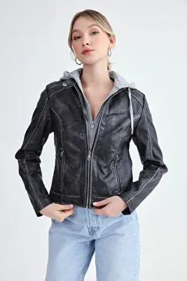 Vitrin Kapüşonlu Suni Deri Crop Biker Ceket