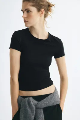 H&M Supima® Pamuklu Bedene Oturan Tişört