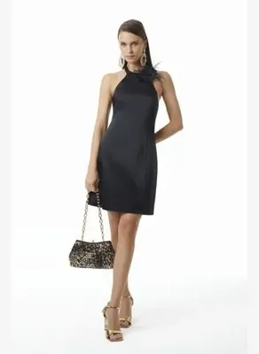 Explosion Saten Halter Yaka Broşlu Mini Elbise
