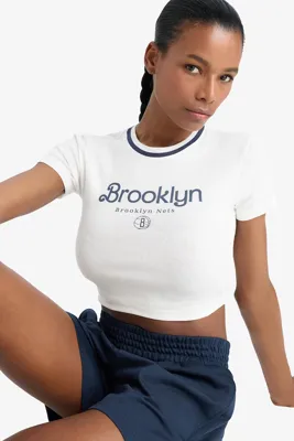 Defacto NBA New York Knicks Slim Fit Dar Kesim Crop Bisiklet Yaka Ribana Kısa Kollu Tişört