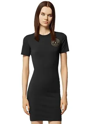 Versace Jeans Couture Yuvarlak Yaka Baskılı Siyah Kısa Kadın Elbise 76HAOT02