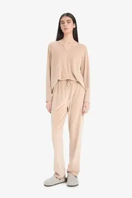 DeFacto Pijama Takımı Regular Fit Uzun Kollu Velur Üst Uzun Alt A3356AX25AU