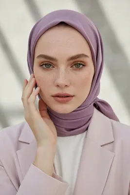 Vissona Viskon Twill İpek Az Hatalı Koyu Gül Kurusu Renkli 90x90 Düz Eşarp Dikim Şekli : El Dikişi