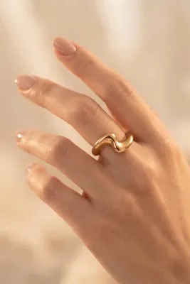 MiMi Modern Dalgalı Tasarım Gold Yüzük