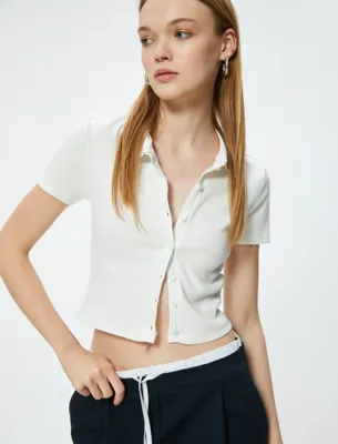 Koton Crop Tişört Gömlek Yaka Düğmeli Kaşkorse Kısa Kollu Slim Fit