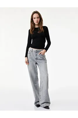 Koton Slim Fit Atlet Görünümlü Bisiklet Yaka Uzun Kollu Tişört