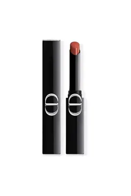 Dior Rouge On Stage - Ruj 24 saat Boyunca Nemlendirirken Kalıcı Parlak Bir Bitiş Şakayık özü (2.2 g)