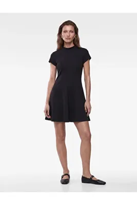 Koton Krep Scuba Slim Fit A Kesim Dik Yaka Dantel Detaylı Kısa Kollu Mini Elbise