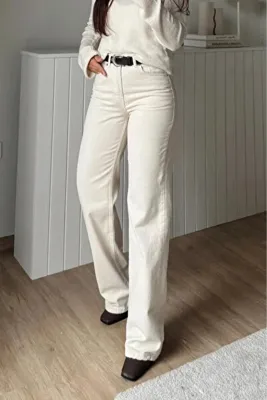 Suziş Kadın Straıght Bej Rengi Jean Pantolon Utc001