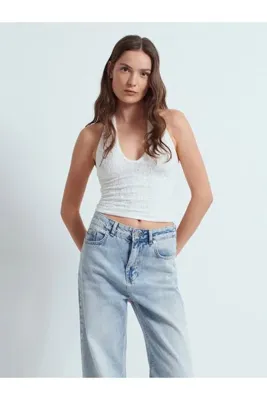Dilvin 32690 Halter Yaka Dantel Detaylı Top