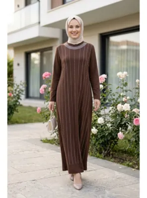 Harmatime butik Kadın Taş İşlemeli Kristal Kumaş Uzun Tesettür Kahverengi Elbise