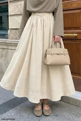 InStyle Modal Nervürlü Cepli Krem Etek