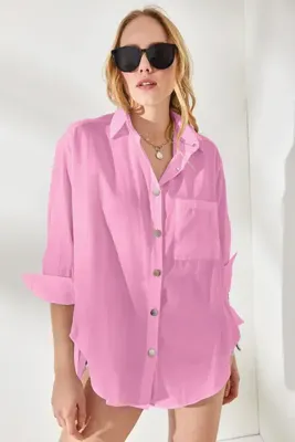 Olalook Kadın Pembe Yanları Düğme Detaylı Oversize Dokuma Gömlek GML-19001004