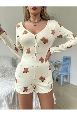 the DIFFerent Ayıcık Desen Uzun Kollu Düğmeli Şort Tulum Pijama