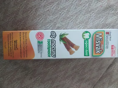 Fresh White Sensitive Doğal Misvak Özlü Diş Macunu