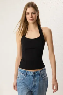 TRENDYOLMİLLA Siyah Boyundan Bağlamalı Fitted/Vücuda Oturan Örme Bluz TWOSS25BZ00019