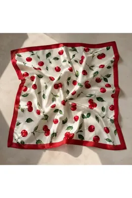 Wega Moda Kiraz Desenli %100 Pamuk 55x55 cm Kare Fular Bandana – Saç, Boyun ve Çanta Aksesuarı