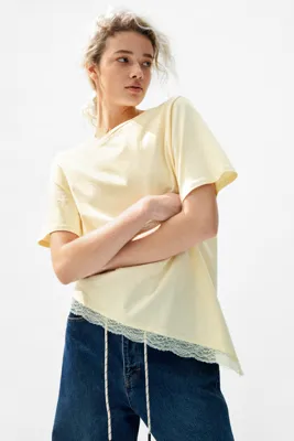 H&M Dantel Şeritli Tişört