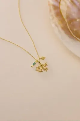Nereze 925 Ayar Gümüş Gold Kaplama Balık Ve Deniz Kabuğu Detaylı Deniz Mercanı Kolye