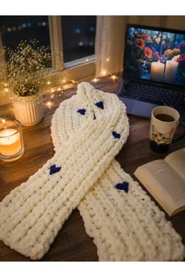ARTTMACRAME Puffy mavi kalpli krem atki