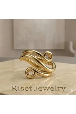 Riseth Jewelry Shaped Ring