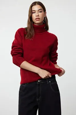 TRENDYOLMİLLA Bordo Yumuşak Dokulu Basic Triko Kazak TWOAW21KZ1343