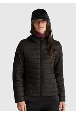 United Colors Of Benetton Kadın Siyah Polyester Dolgulu Feramuarlı Kapüşonlu Slim Fit Puffer Mont