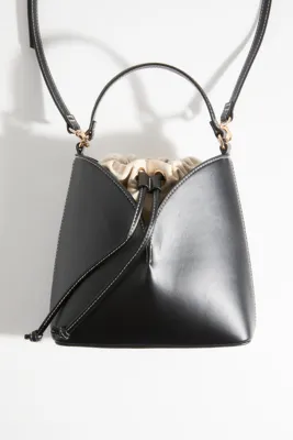 H&M Çapraz Torba Çanta