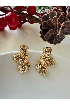 Pelin Aksesuar Gold Yaprak Küpe