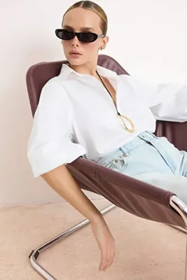TRENDYOLMİLLA Beyaz Premium Kalite Pamuk Poplin Gömlek TWOSS26GO00074