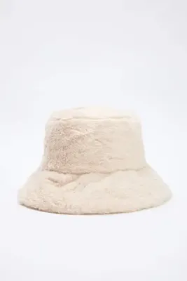 TRENDYOLMİLLA Bej Pelüş Bucket Kadın Şapka TWOAW26SP00002