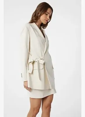 Antioch Ekru Kuşaklı Kadın Blazer