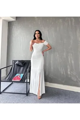 NEW JOURNAL Kadın Beyaz Madonna Yaka Yırtmaçlı Maxi Elbise YEL221445
