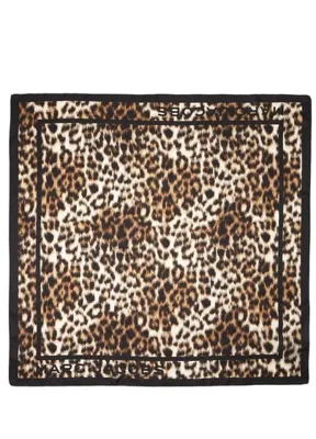 Marc Jacobs Leopar Desenli Kadın İpek Şal