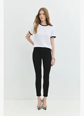 Denim Trip Skinny Fit Normal Bel Siyah Kadın Normal Bel Skinny Fit Denim Pantolon DT10087ANISA