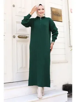Tesettür Dünyası Yarım Fermuarlı Triko Elbise TSD240715 Zümrüt Yeşili