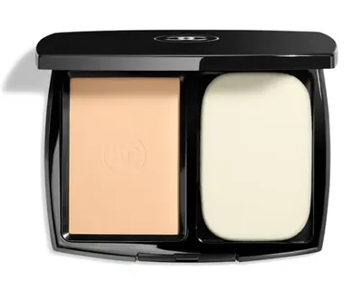 Chanel ULTRA LE TEINT, tüm sınırları zorlayan akıcı fondöten: ultra tutuş, konfor ve sıfır doğal kusurlu bitiş ELARİS 30ML