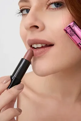 Farfasha Lip Stick Mat Bitişli Otomatik Ruj
