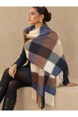 Luminos Butik Lacivert Ekose Desenli Yumuşak Püsküllü Kışlık Şal SAL1270