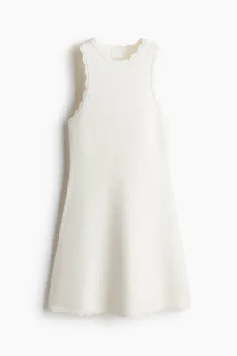 H&M Dalgalı Kenarlı Mini Elbise