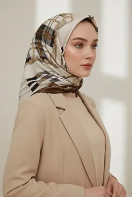 VİOLLA Twill Ekoseli Ve Zincir Desenli Taba Renkli 90x90 Eşarp (İpek İçermez) Dikim Şekli : El Dikişi